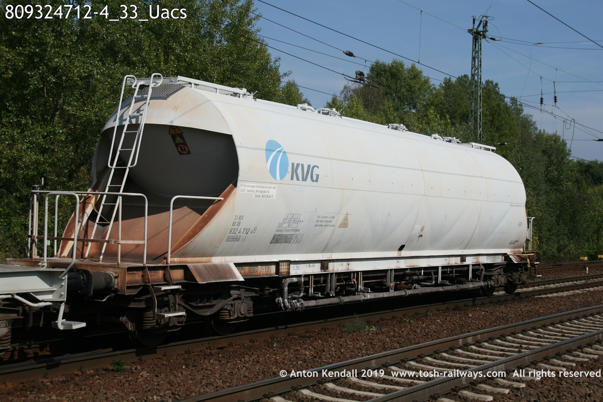809324712-4_33_Uacs.JPG